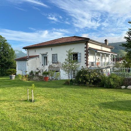 Maison D'Hotes Larraldia Uhart-Cize 外观 照片